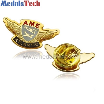 gold plated cheap 3d wing shape lapel pins