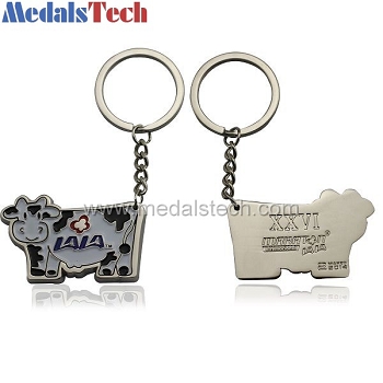 High quality metal cheap cow shape soft enamel keychains